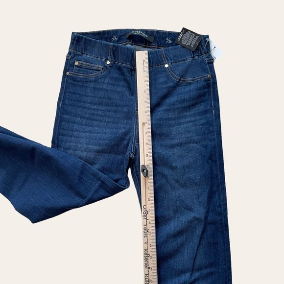 Chloe Pull-ON Jeans Liverpool Los Angeles The Crop Size 6 Denim Blue NWT #218 - Picture 5 of 7